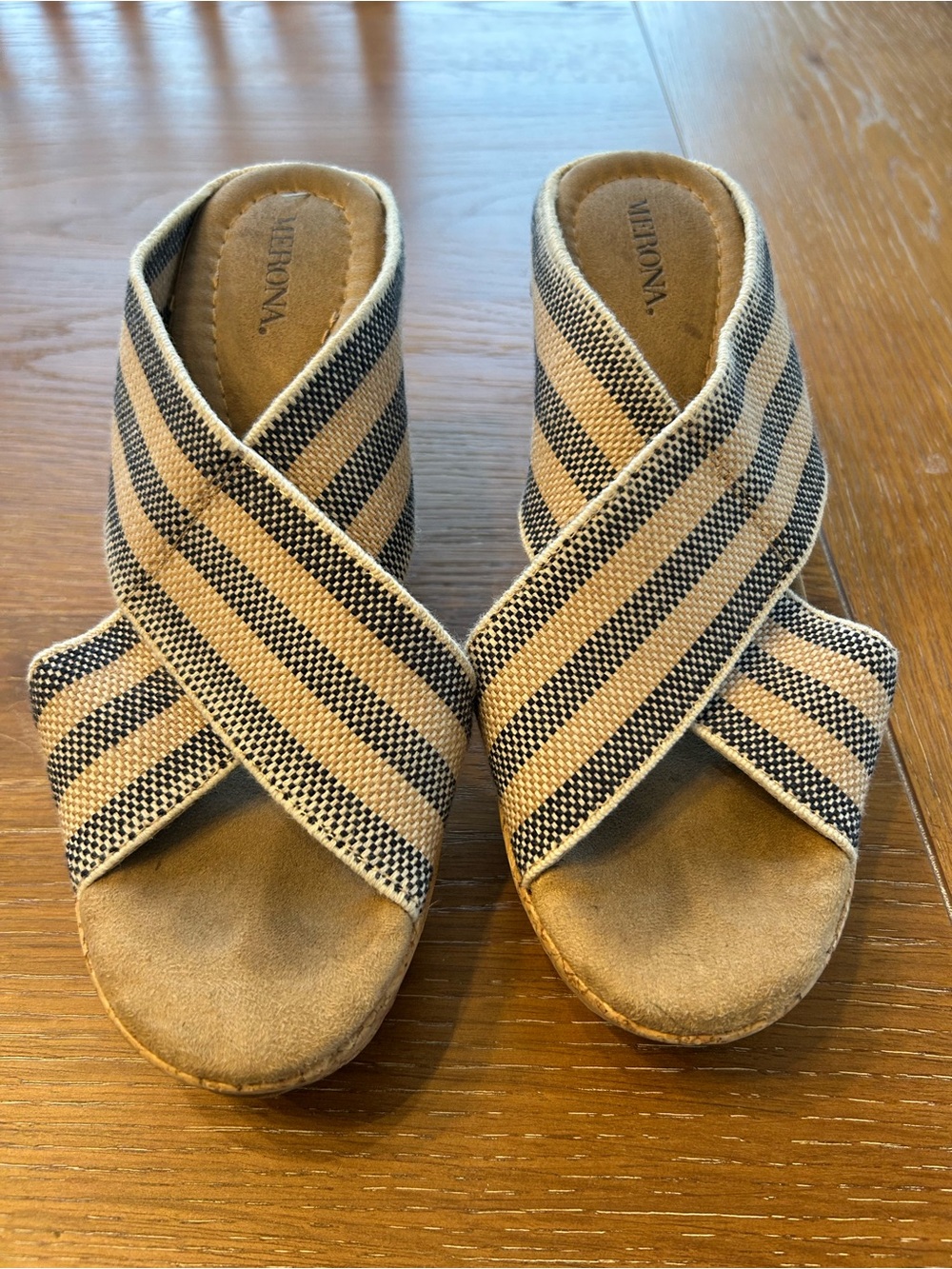 Merona Striped Beige & Navy Crisscross Slide Wedges - Size 7